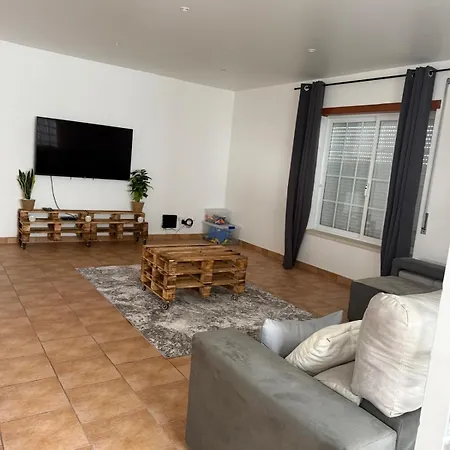 House In * アルコバサ